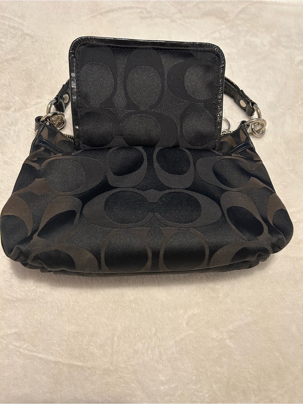 Coach Brown and Black Poppy Signature Shoulder Bag Y2K No. K0926-14562 - Picture 8 of 9